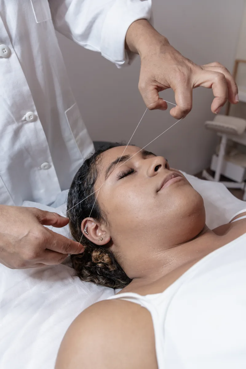 DEPILAÇÃO A LINHA — BUÇO, QUEIXO E SOBRANCELHA na DM Clinic