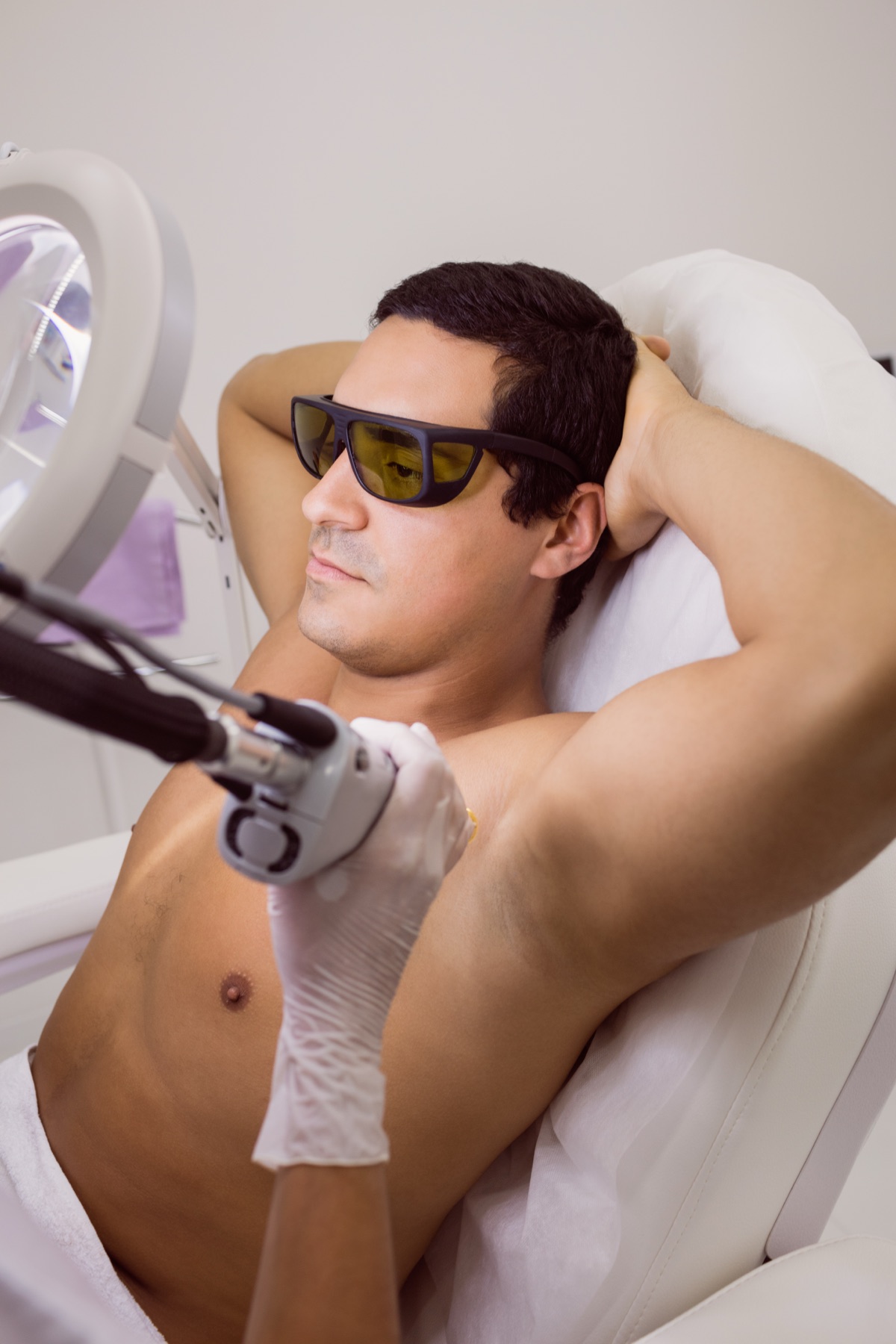 REMOÇÃO DE PELOS MASCULINOS na DM Clinic